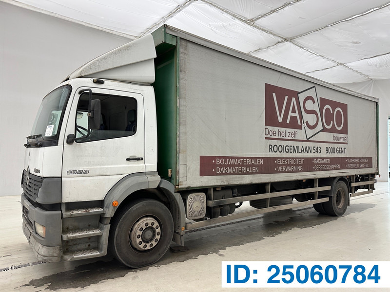 Mercedes-Benz Atego 1823 - Камион со церада: слика 1 Mercedes-Benz Atego 1823 - Камион со церада: слика 1