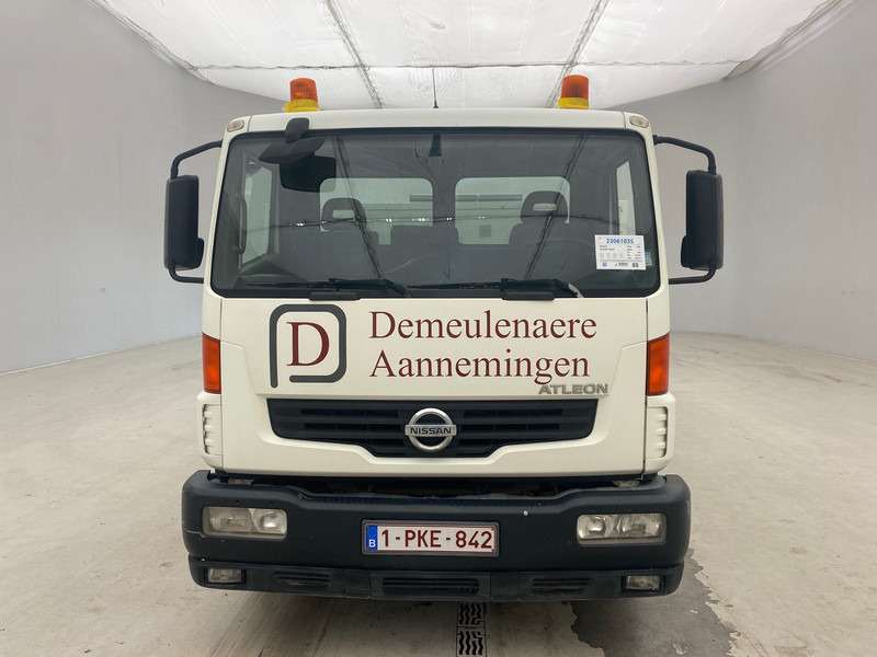 Nissan Atleon 120.25 - Кипер: слика 2 Nissan Atleon 120.25 - Кипер: слика 2