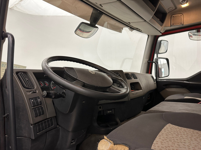 Камион со платформа, Камион со кран Renault Kerax 370 DXi - 8x4: слика 9
