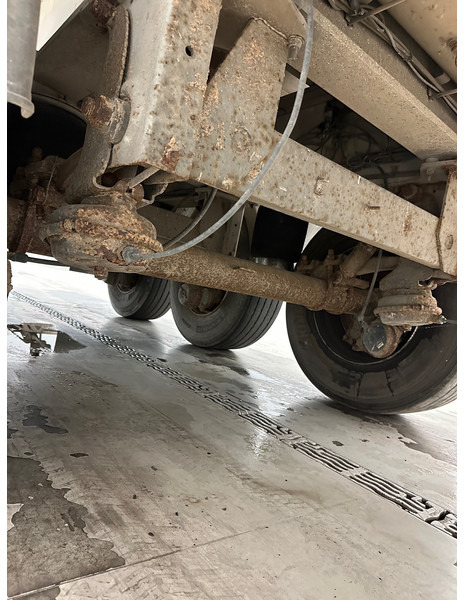 Robuste Kaiser 60 cub in alu - Кипер полуприколка: слика 4 Robuste Kaiser 60 cub in alu - Кипер полуприколка: слика 4