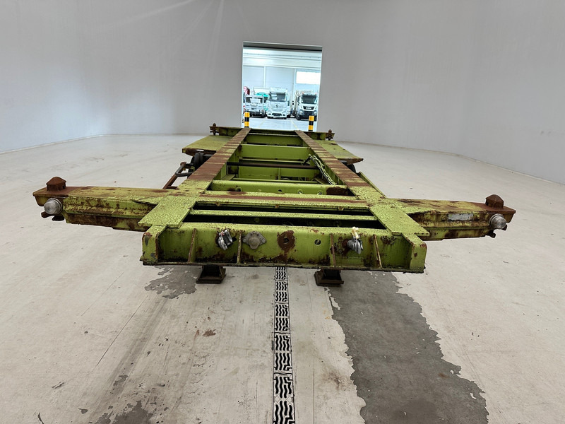 Van Hool Skelet 20 ft - Транспортер на контејнер/ Полуприколка со променливо тело: слика 2 Van Hool Skelet 20 ft - Транспортер на контејнер/ Полуприколка со променливо тело: слика 2