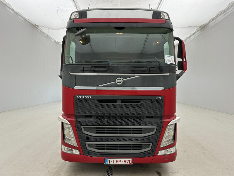 Volvo FH 420 Globetrotter - 6x2 - Камион со церада: слика 2 Volvo FH 420 Globetrotter - 6x2 - Камион со церада: слика 2