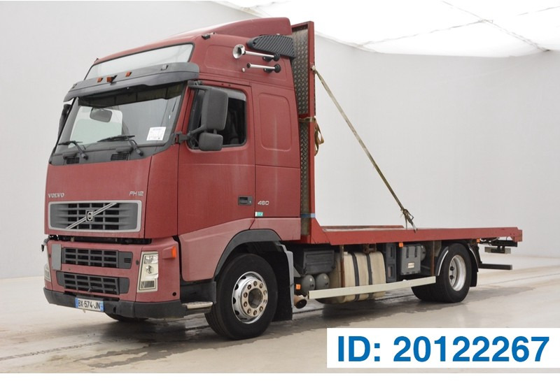 Volvo FH12.460 Globetrotter - Камион со платформа: слика 1 Volvo FH12.460 Globetrotter - Камион со платформа: слика 1