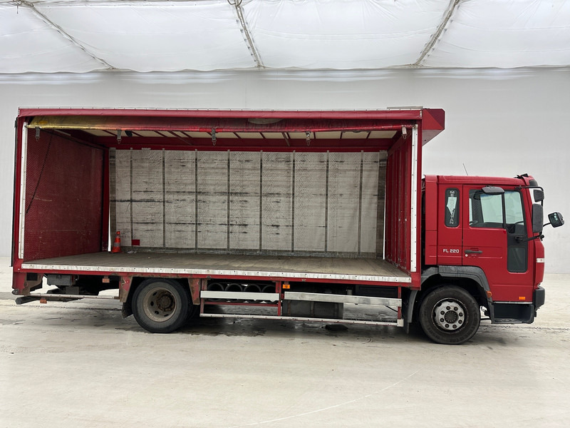 Volvo FL 220 - Камион со церада: слика 4 Volvo FL 220 - Камион со церада: слика 4