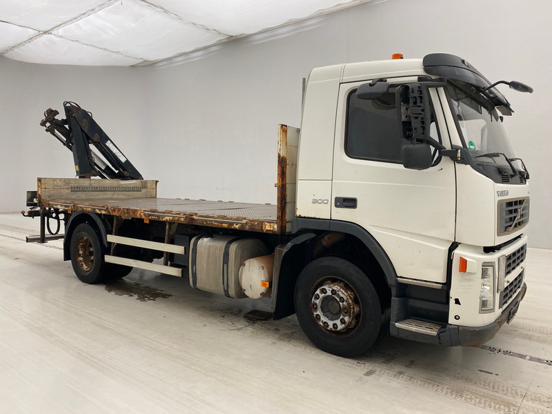Volvo FM 300 - Камион со платформа, Камион со кран: слика 3 Volvo FM 300 - Камион со платформа, Камион со кран: слика 3