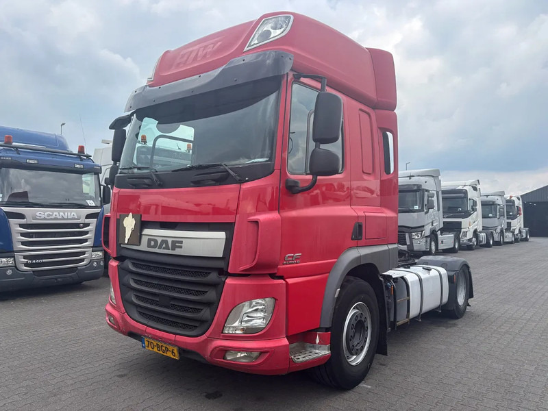 DAF CF 460 Spacecab Euro 6 - Камион влекач: слика 1 DAF CF 460 Spacecab Euro 6 - Камион влекач: слика 1