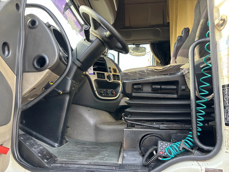 DAF XF 105.510 Super spacecab Euro 5 Retarder - Камион влекач: слика 5 DAF XF 105.510 Super spacecab Euro 5 Retarder - Камион влекач: слика 5