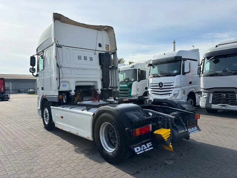 DAF XF 105.510 Super spacecab Euro 5 Retarder - Камион влекач: слика 3 DAF XF 105.510 Super spacecab Euro 5 Retarder - Камион влекач: слика 3