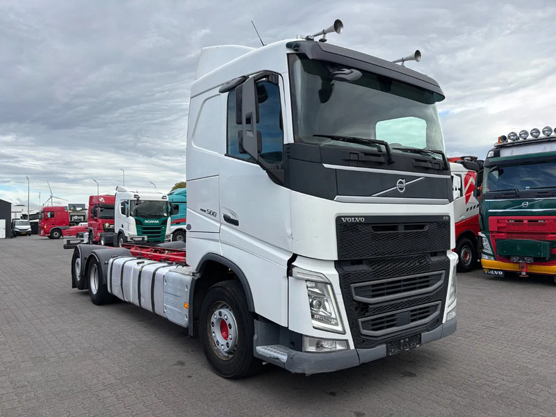 Volvo FH 500 6X2 Euro 6 - Камион со кабинска шасија: слика 2 Volvo FH 500 6X2 Euro 6 - Камион со кабинска шасија: слика 2
