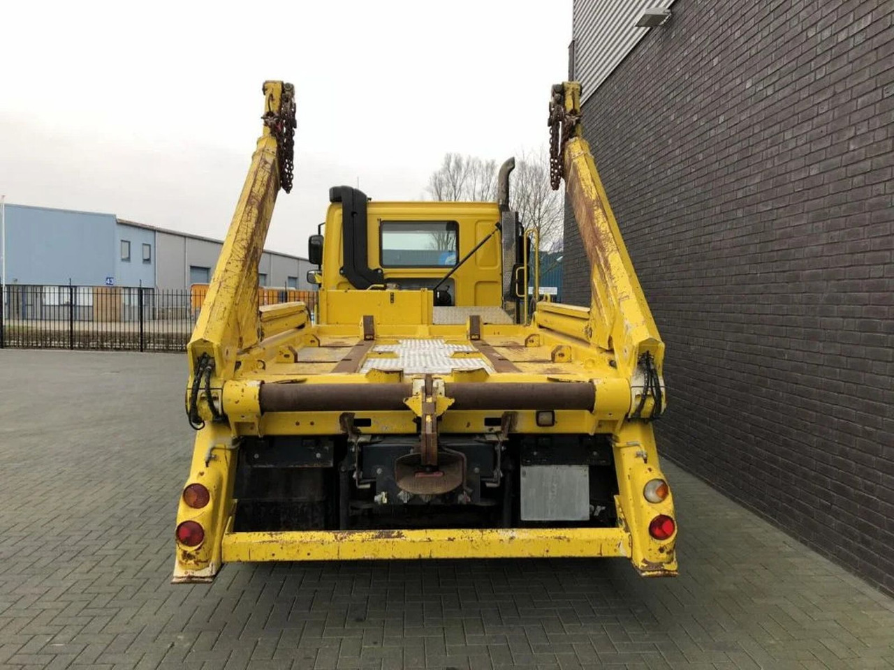 DAF CF 360 4X2 PORTAALARMSYTEEM - Камион со кука за подигање: слика 4 DAF CF 360 4X2 PORTAALARMSYTEEM - Камион со кука за подигање: слика 4