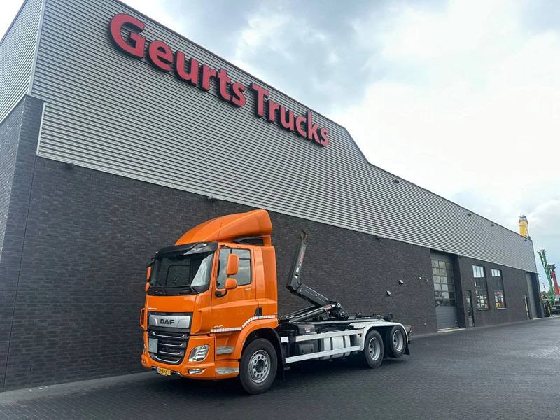 DAF CF 450 6X2 MET HIAB ULT2159S MULTILIFT ULTIMA 21 HAAKARM / ABROLLKIPPER/ HOOKLIFT - Камион со кука за подигање: слика 2 DAF CF 450 6X2 MET HIAB ULT2159S MULTILIFT ULTIMA 21 HAAKARM / ABROLLKIPPER/ HOOKLIFT - Камион со кука за подигање: слика 2