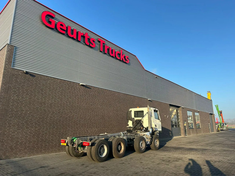 DAF CF 530 8X4 CHASSIS CAB SCHADE/UNFALL/DAMAGE - Камион со кабинска шасија: слика 5 DAF CF 530 8X4 CHASSIS CAB SCHADE/UNFALL/DAMAGE - Камион со кабинска шасија: слика 5