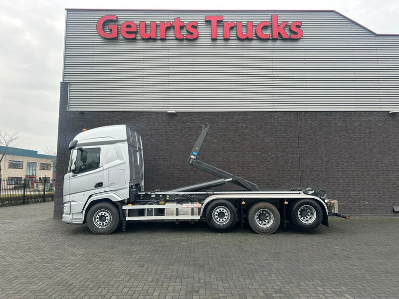 DAF XF 530 8X2 TRIPLE VDL S-30-6700 HAAKARMSYSTEEM/ABROLLKIPPER/HOOKLIFT/NIEUW/NEW - Камион со кука за подигање: слика 1 DAF XF 530 8X2 TRIPLE VDL S-30-6700 HAAKARMSYSTEEM/ABROLLKIPPER/HOOKLIFT/NIEUW/NEW - Камион со кука за подигање: слика 1