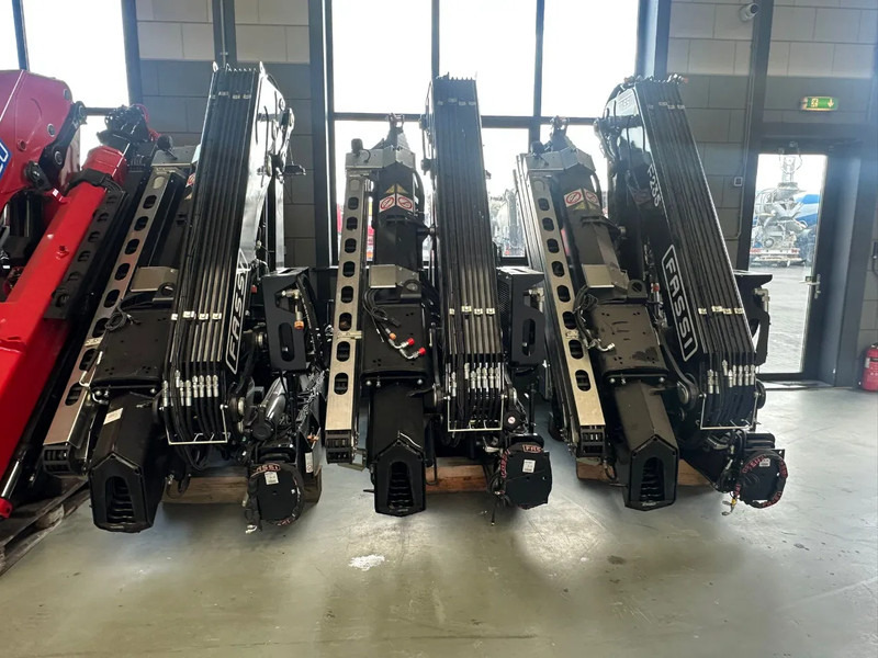FASSI E-DYNAMIC F235A.2.26 - Брана: слика 2 FASSI E-DYNAMIC F235A.2.26 - Брана: слика 2
