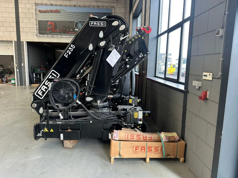 FASSI E-DYNAMIC F235A.2.26 - Брана: слика 3 FASSI E-DYNAMIC F235A.2.26 - Брана: слика 3