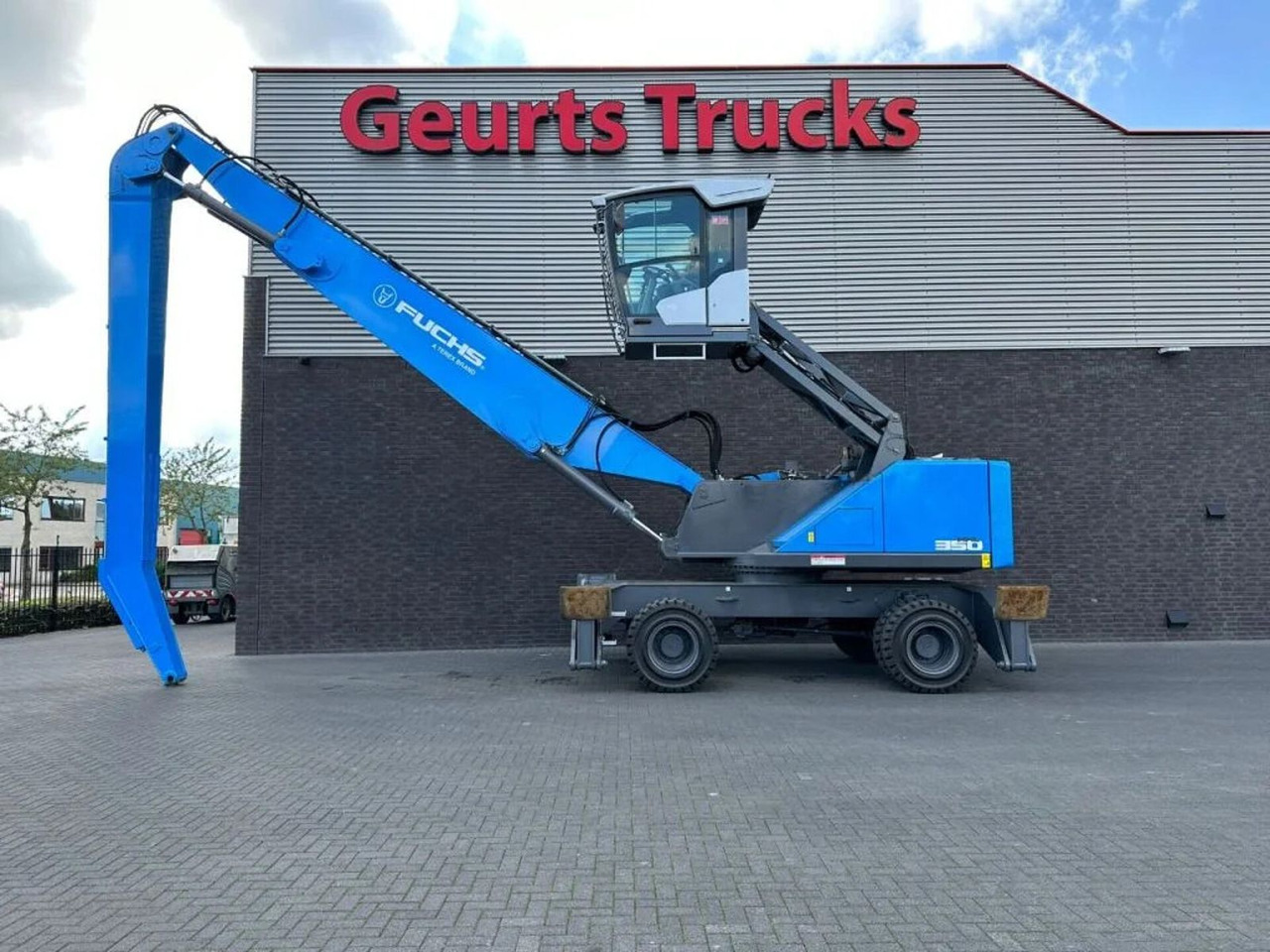 Fuchs MHL 350 MATERIAL HANDLER/UMSCHLAGBAGGER/OVERSLAG - Кулски кран: слика 1 Fuchs MHL 350 MATERIAL HANDLER/UMSCHLAGBAGGER/OVERSLAG - Кулски кран: слика 1