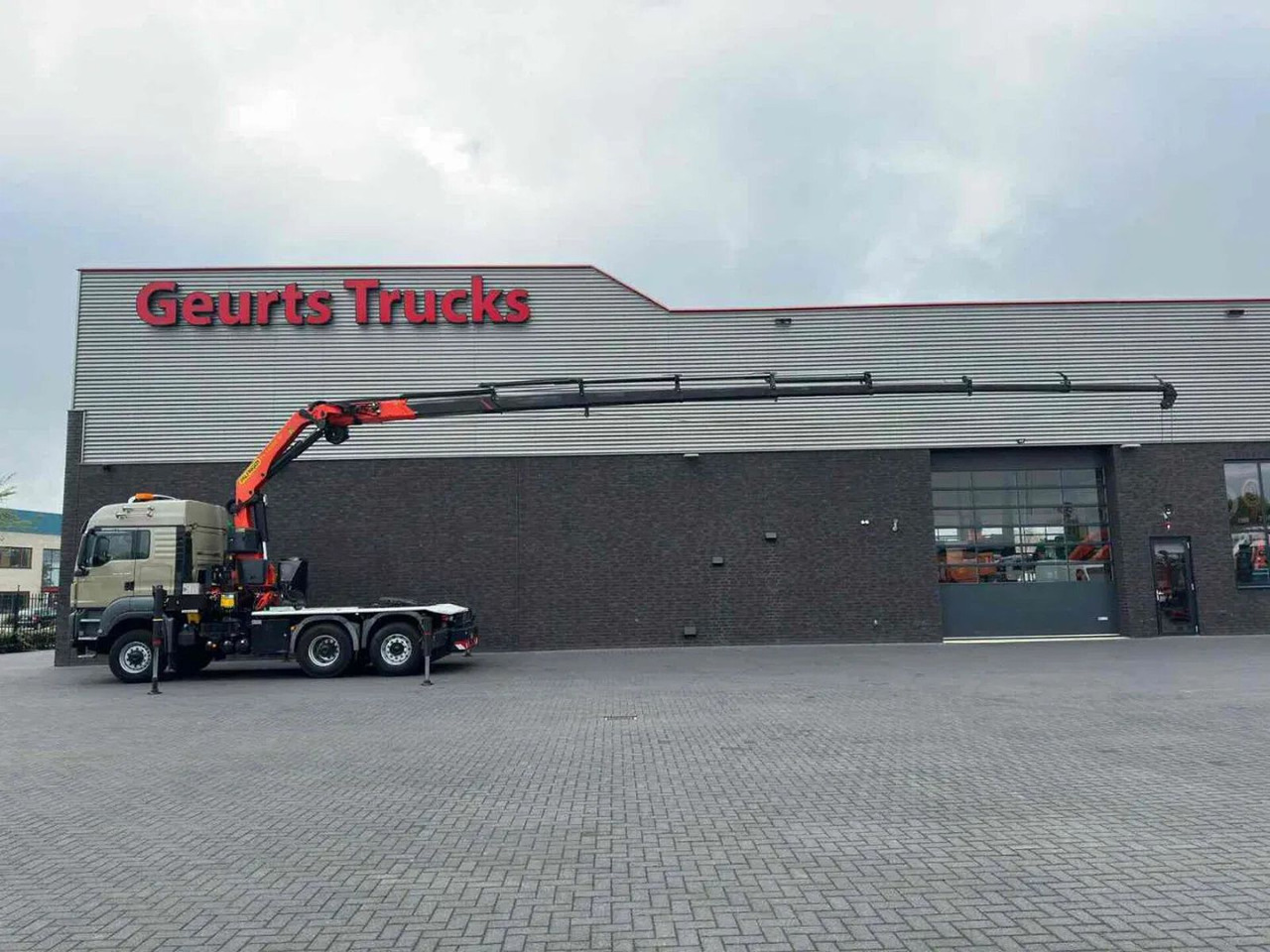 MAN TGS 28.480 6X4-4 BL + PALFINGER PK 34002-SH G PO - Камион влекач: слика 1 MAN TGS 28.480 6X4-4 BL + PALFINGER PK 34002-SH G PO - Камион влекач: слика 1