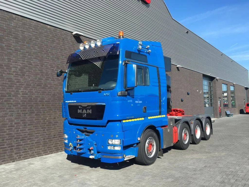 MAN TGX 41.680 V8 8X4 HEAVY DUTY TRACTOR 250 TONS - Камион влекач: слика 2 MAN TGX 41.680 V8 8X4 HEAVY DUTY TRACTOR 250 TONS - Камион влекач: слика 2