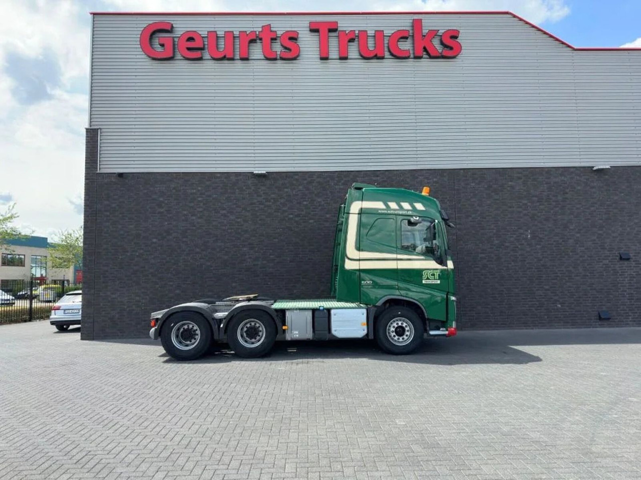 Volvo FH 500 6X4 TREKKER/TRACTOR/SZM EURO 6 HYDRAULIC - Камион влекач: слика 4 Volvo FH 500 6X4 TREKKER/TRACTOR/SZM EURO 6 HYDRAULIC - Камион влекач: слика 4