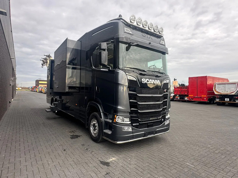 Scania 590S 6x2*4 STX 3x pop out - V8 - Demo/New - Full spec - - Кампер: слика 5 Scania 590S 6x2*4 STX 3x pop out - V8 - Demo/New - Full spec - - Кампер: слика 5