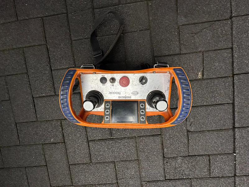 Камион со кран MAN TGL 7.190 4X2 BB BOCKER AK37/4000 + JIB MONTAGEKRAN/DACHDECKERKRAN/ROOFCRANE/KRAAN/KRAN/GRUA: слика 15 Камион со кран MAN TGL 7.190 4X2 BB BOCKER AK37/4000 + JIB MONTAGEKRAN/DACHDECKERKRAN/ROOFCRANE/KRAAN/KRAN/GRUA: слика 15