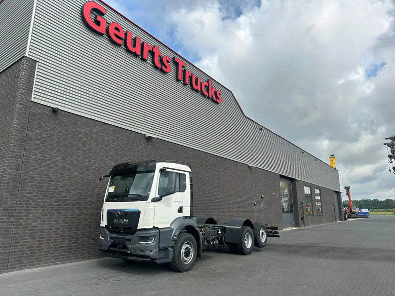 MAN TGS 26.520 6X2H-4 BL CH HYDRO DRIVE CHASSIS CABINE (NIEUW) - Камион со кабинска шасија: слика 2 MAN TGS 26.520 6X2H-4 BL CH HYDRO DRIVE CHASSIS CABINE (NIEUW) - Камион со кабинска шасија: слика 2