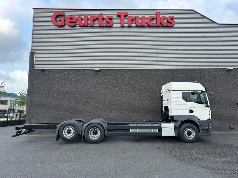 MAN TGS 26.520 6X2H-4 BL CH HYDRO DRIVE CHASSIS CABINE (NIEUW) - Камион со кабинска шасија: слика 4 MAN TGS 26.520 6X2H-4 BL CH HYDRO DRIVE CHASSIS CABINE (NIEUW) - Камион со кабинска шасија: слика 4