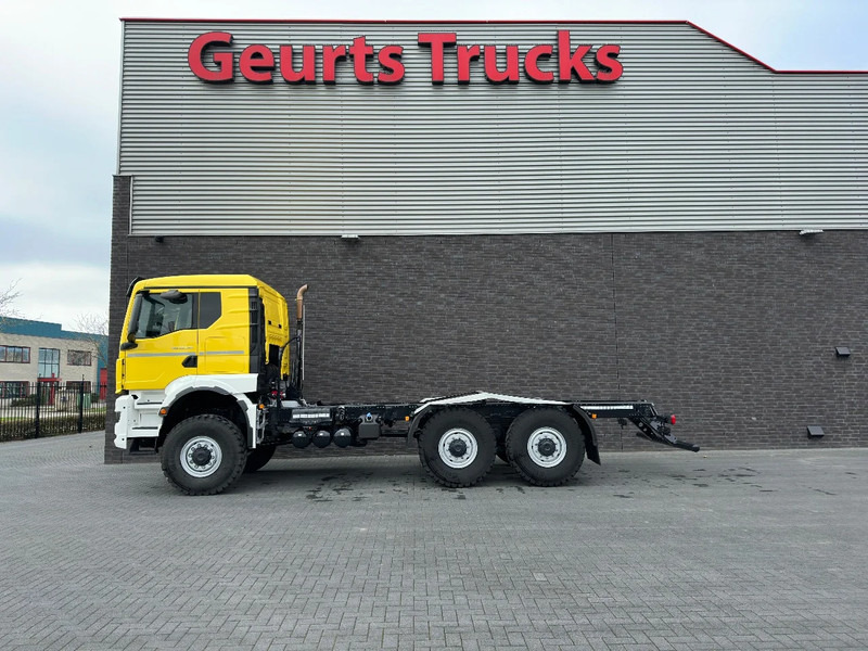 MAN TGS 33.540 6X6 BB CH HEAVY DUTY CHASSIS CABINE/NIEUW/NEUE/NEW - Камион со кабинска шасија: слика 1 MAN TGS 33.540 6X6 BB CH HEAVY DUTY CHASSIS CABINE/NIEUW/NEUE/NEW - Камион со кабинска шасија: слика 1