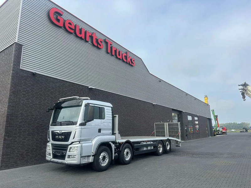 MAN TGS 35.470 8X2 OPRIJWAGEN/MACHINE TRANSPORTER/PLATEAU/N - Автотранспортен камион: слика 2 MAN TGS 35.470 8X2 OPRIJWAGEN/MACHINE TRANSPORTER/PLATEAU/N - Автотранспортен камион: слика 2