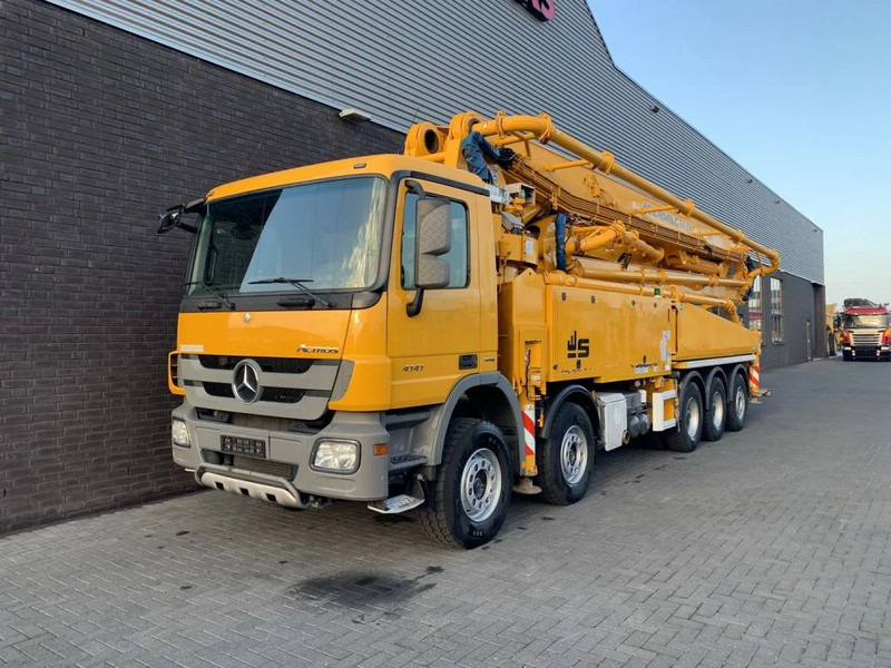 Mercedes-Benz Actros 5041 10X4 + SERMAC 6 RZ 56 METER CONCRETE PUMP - Камион со бетонска пумпа: слика 2 Mercedes-Benz Actros 5041 10X4 + SERMAC 6 RZ 56 METER CONCRETE PUMP - Камион со бетонска пумпа: слика 2
