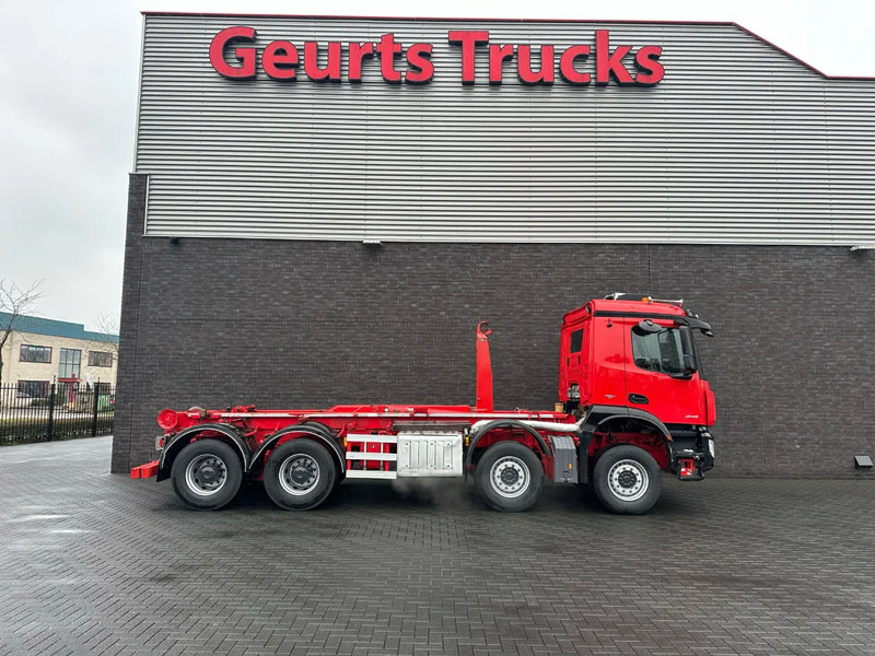 Mercedes-Benz Arocs 8X4 VDL S-30-6600 HAAKARMSYSTEEM/ABROLLKIPPER/HOOKLIFT - Камион со кабелски систем: слика 4 Mercedes-Benz Arocs 8X4 VDL S-30-6600 HAAKARMSYSTEEM/ABROLLKIPPER/HOOKLIFT - Камион со кабелски систем: слика 4