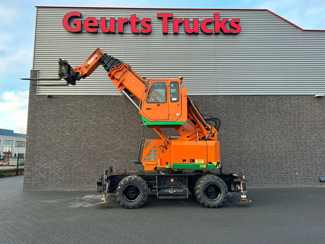 Sennebogen 608 MULTICRANE/ROUGH TERRAIN CRANE + JIB - Кулски кран: слика 3 Sennebogen 608 MULTICRANE/ROUGH TERRAIN CRANE + JIB - Кулски кран: слика 3