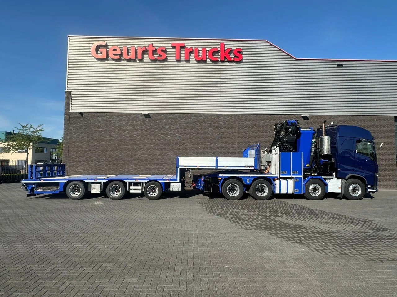 Volvo FH 540 8X4 TREKKER / BAKWAGEN MET PALFINGER PK13 - Камион со кран: слика 4 Volvo FH 540 8X4 TREKKER / BAKWAGEN MET PALFINGER PK13 - Камион со кран: слика 4
