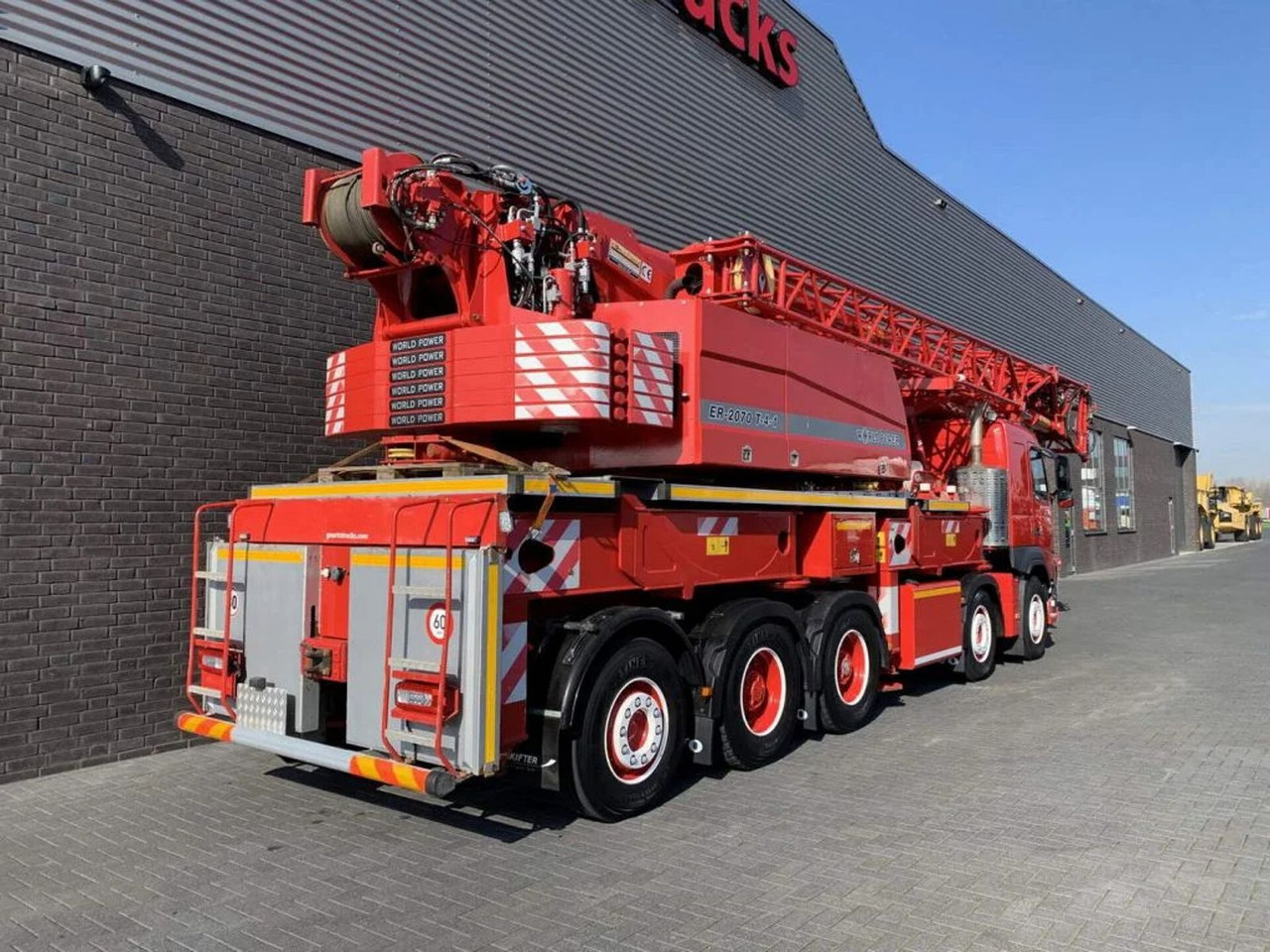 Volvo FM 460 ERKIN WORLD POWER ER 2070 T-4.1 CRANE/KRA - Камион со кран: слика 5 Volvo FM 460 ERKIN WORLD POWER ER 2070 T-4.1 CRANE/KRA - Камион со кран: слика 5
