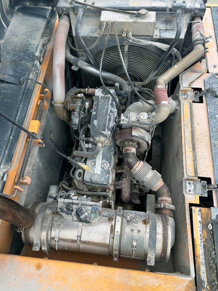 Hyundai R 300 - Багер гасеничар: слика 4 Hyundai R 300 - Багер гасеничар: слика 4