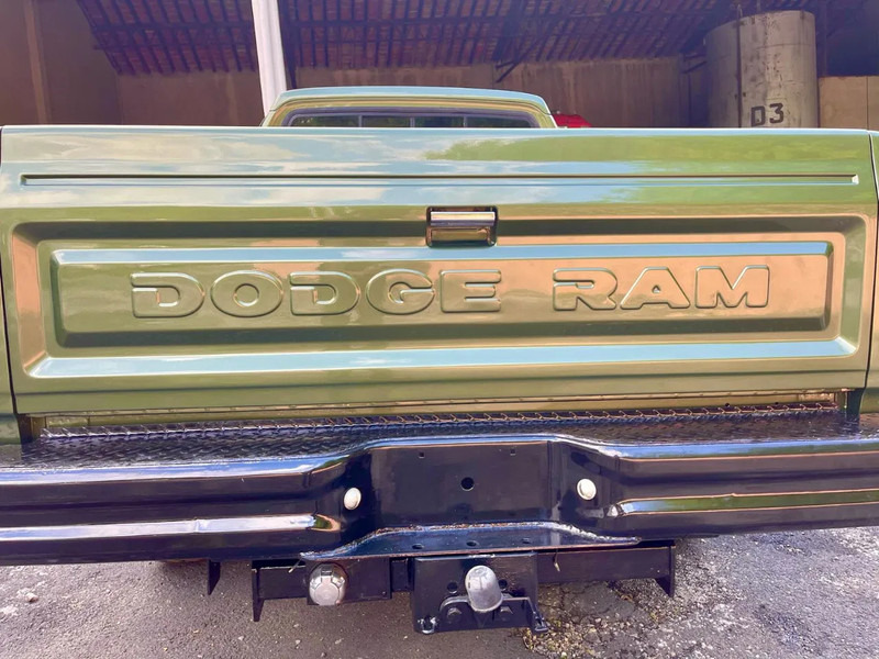 Dodge Ram 150 Custom V8 Benzine - Пикап: слика 5 Dodge Ram 150 Custom V8 Benzine - Пикап: слика 5