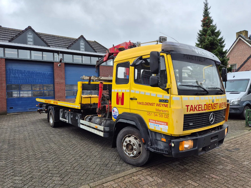 Mercedes-Benz 1324 manual gearbox slaapcabine, kraan. - Камион за влечење: слика 1 Mercedes-Benz 1324 manual gearbox slaapcabine, kraan. - Камион за влечење: слика 1