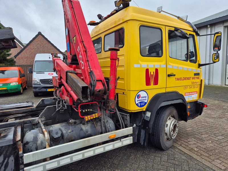 Mercedes-Benz 1324 manual gearbox slaapcabine, kraan. - Камион за влечење: слика 3 Mercedes-Benz 1324 manual gearbox slaapcabine, kraan. - Камион за влечење: слика 3