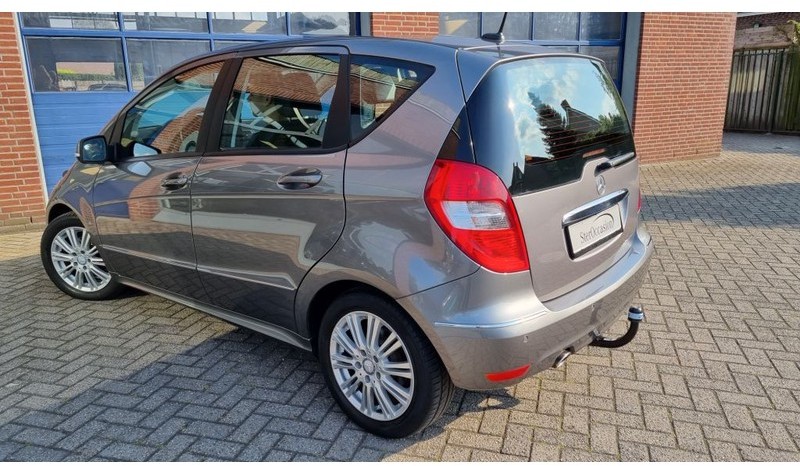 Mercedes-Benz A-Klasse A160 Automaat Elegance.airco.trekhaak. - Автомобил: слика 2 Mercedes-Benz A-Klasse A160 Automaat Elegance.airco.trekhaak. - Автомобил: слика 2