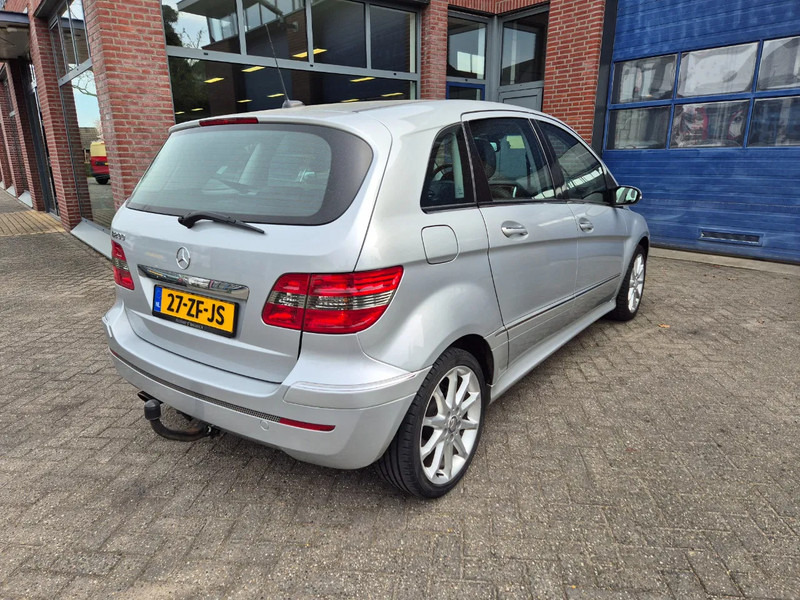 Mercedes-Benz B-Klasse 200 Automaat.trekhaak. - Автомобил: слика 3 Mercedes-Benz B-Klasse 200 Automaat.trekhaak. - Автомобил: слика 3