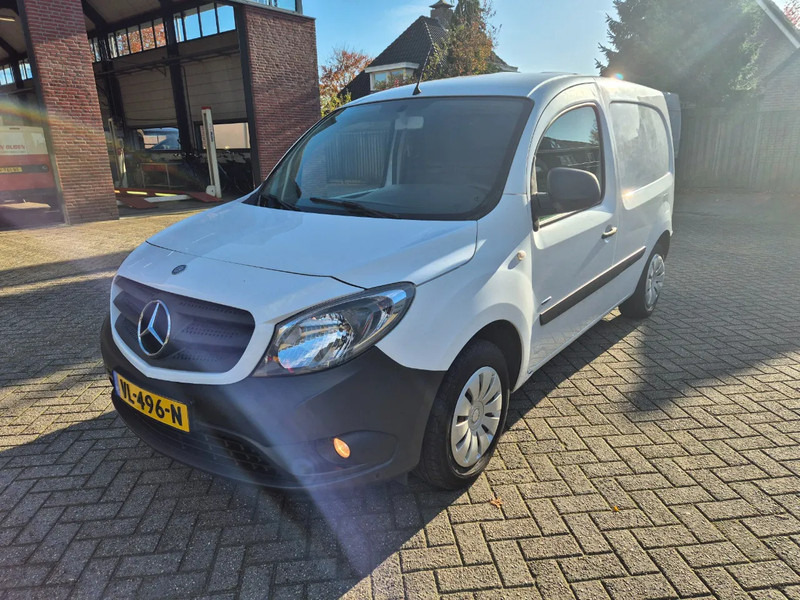 Mercedes-Benz Citan 108 CDI - Мало комбе: слика 1 Mercedes-Benz Citan 108 CDI - Мало комбе: слика 1