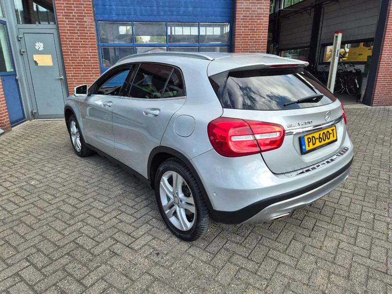 Mercedes-Benz GLA 200 automaat Prestige - Автомобил: слика 3 Mercedes-Benz GLA 200 automaat Prestige - Автомобил: слика 3