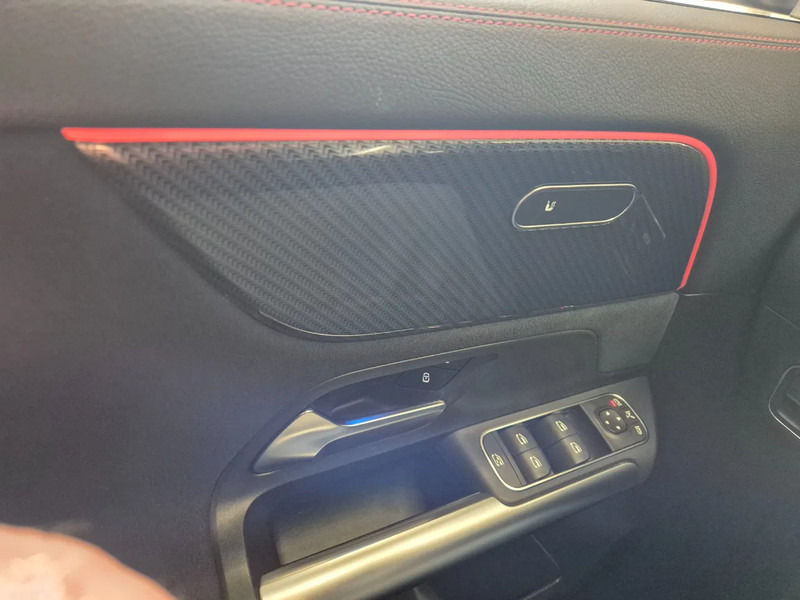 Лизинг на Mercedes-Benz GLA 250 E Hybrid AMG line Mercedes-Benz GLA 250 E Hybrid AMG line: слика 16