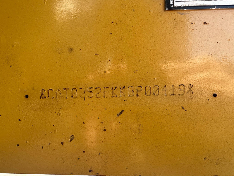Лизинг на Caterpillar 352F Caterpillar 352F: слика 19
