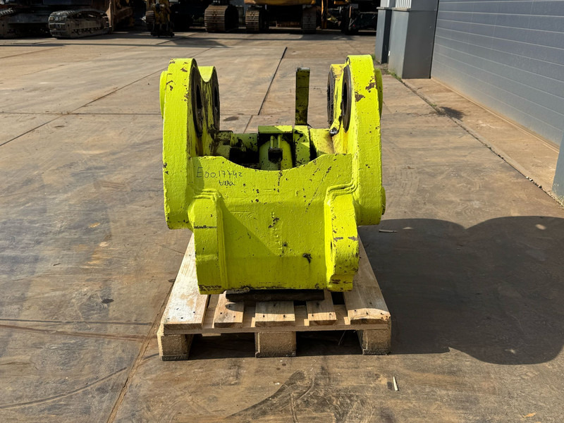 Брза спојка Caterpillar 352F Miller Pin-On Quick Coupler: слика 6