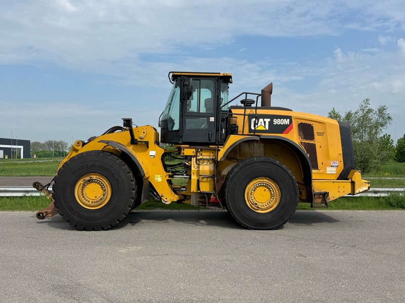 Caterpillar 980M - Натоварувач на тркала: слика 1 Caterpillar 980M - Натоварувач на тркала: слика 1