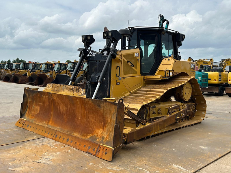 Caterpillar D6 LGP - Булдожер: слика 2 Caterpillar D6 LGP - Булдожер: слика 2