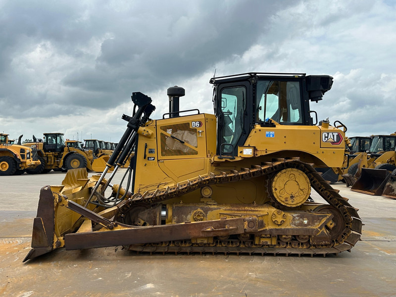 Caterpillar D6 LGP - Булдожер: слика 1 Caterpillar D6 LGP - Булдожер: слика 1