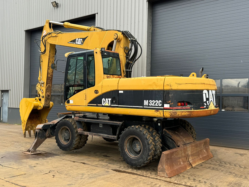 Caterpillar M322C - Hydraulic stabilizers / VA Triple boom / CE-certified, - Багер на тркала: слика 3 Caterpillar M322C - Hydraulic stabilizers / VA Triple boom / CE-certified, - Багер на тркала: слика 3