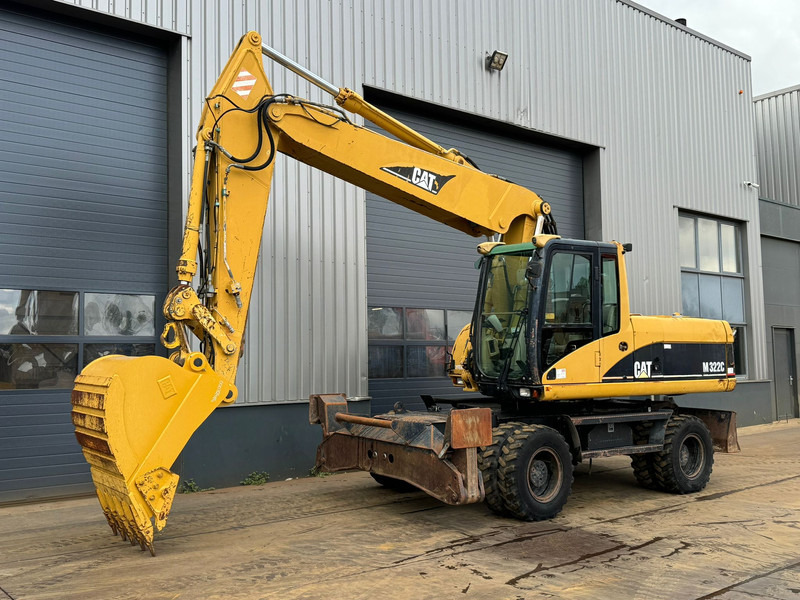 Caterpillar M322C - Hydraulic stabilizers / VA Triple boom / CE-certified, - Багер на тркала: слика 4 Caterpillar M322C - Hydraulic stabilizers / VA Triple boom / CE-certified, - Багер на тркала: слика 4